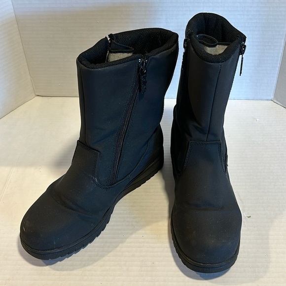Totes Black Women’s Rosie Winter Boots with Side Zipper Size 7 Wide - Picture 2 of 6